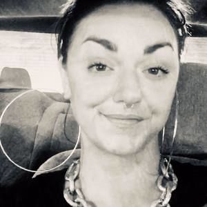 Meet your Posher, Jenny